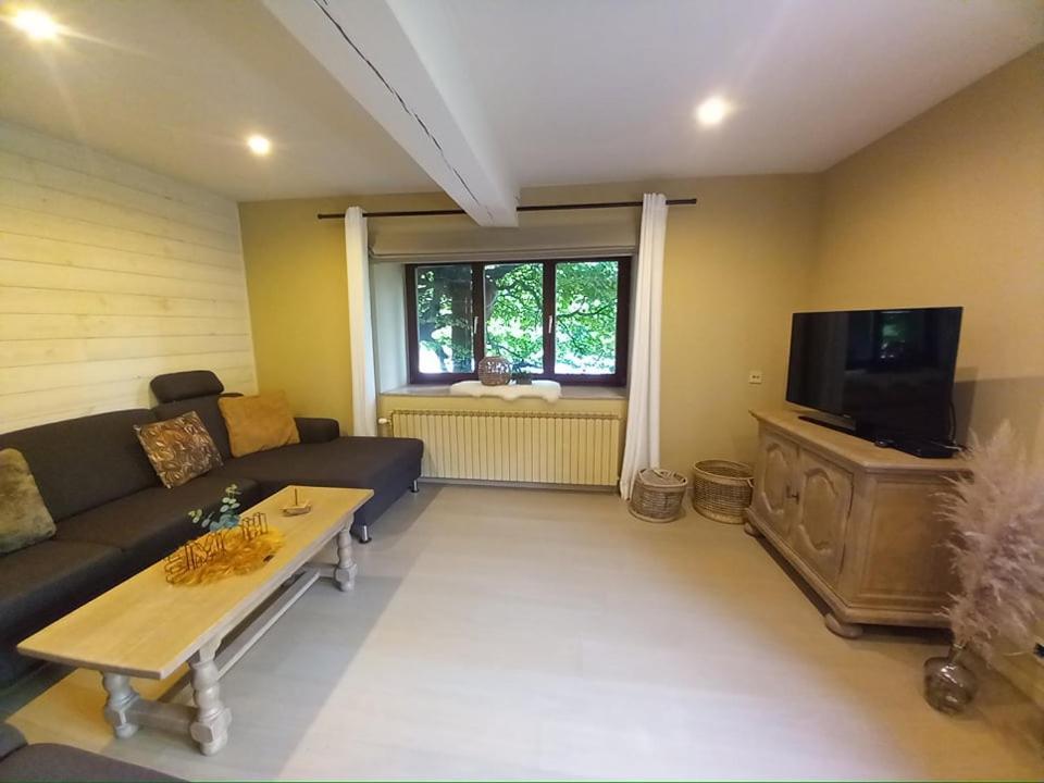 Le Jardin Des Fagnes Villa Робервил Екстериор снимка